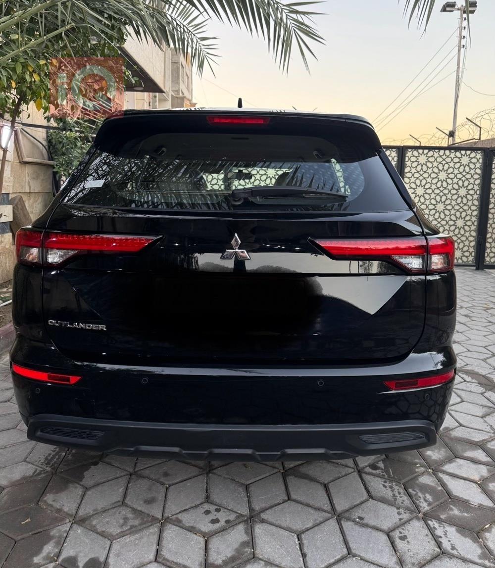 ميتسوبيشي اوتلاندر